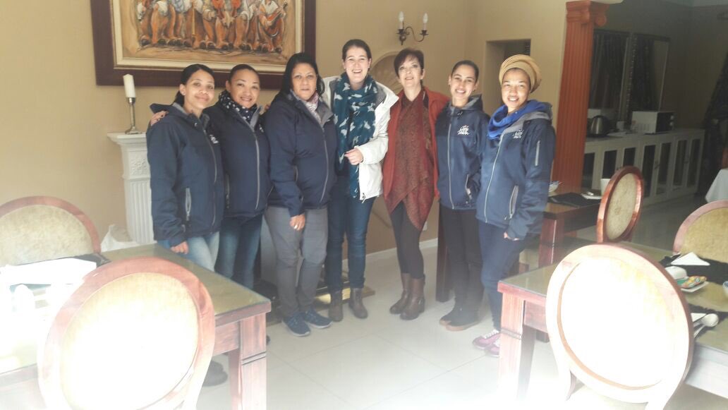 kelz_dash's tweet photo. Beautiful winter getaway @DarkchocolateGuestHouseDurbanville #CTTeducationals @lovecapetown https://t.co/A1OLyNBVsI