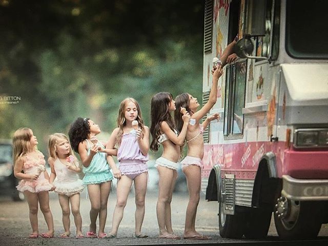 I spy a #KateMack cutie! Via Meg Bitton Photography! #fashionista #icecream
instagram.com/p/BIIP9YKj5_0