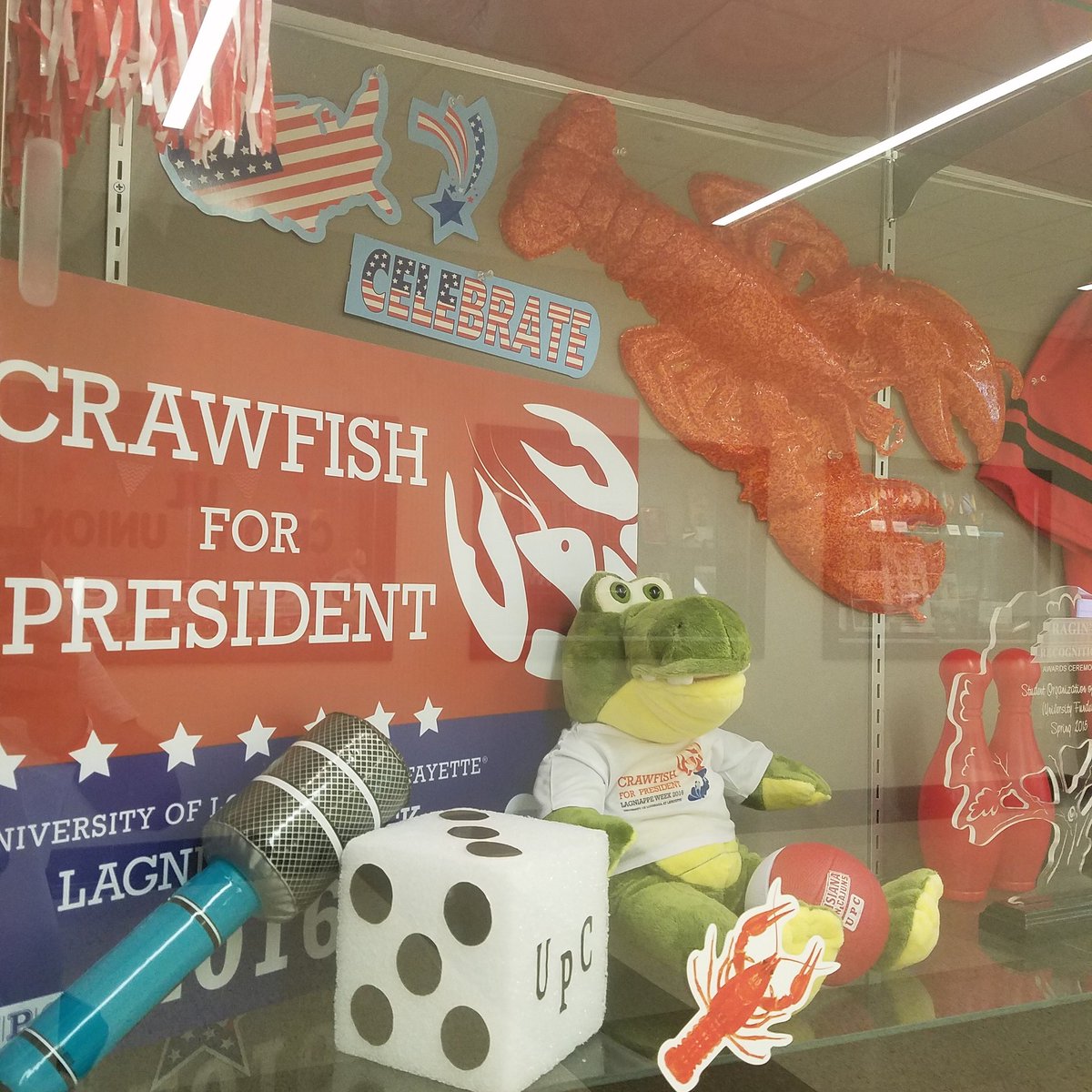 BlessMeNOLA's tweet photo. I'm on board with this.
#crawfish2016 https://t.co/IBUpAGDqBz