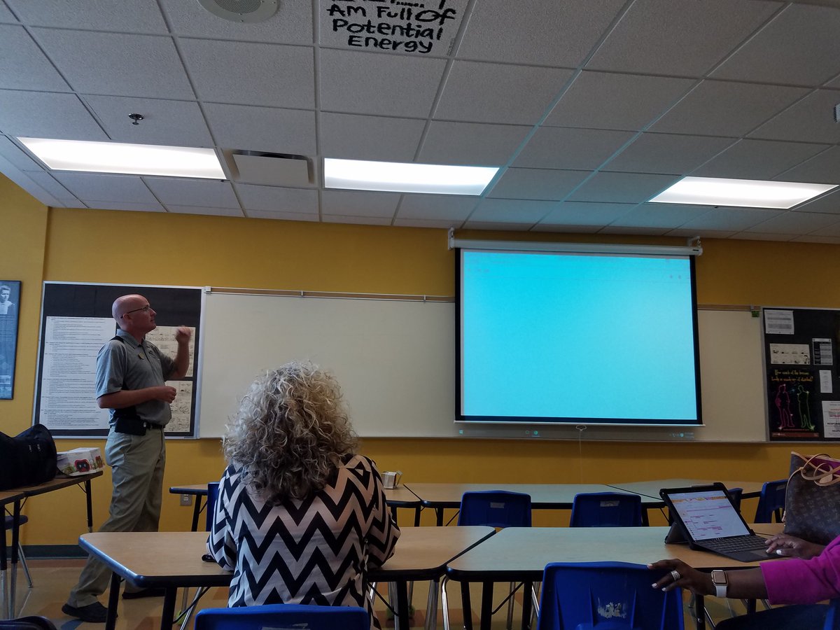 kestanfield's tweet photo. Gr8 #AllThings3D @GaDOEnews @ronnie_shipman & #SusanAdams @vizitech_joe #ncssbethebest @writeright_now @KC_Hutch https://t.co/U8lKdNr7Sp