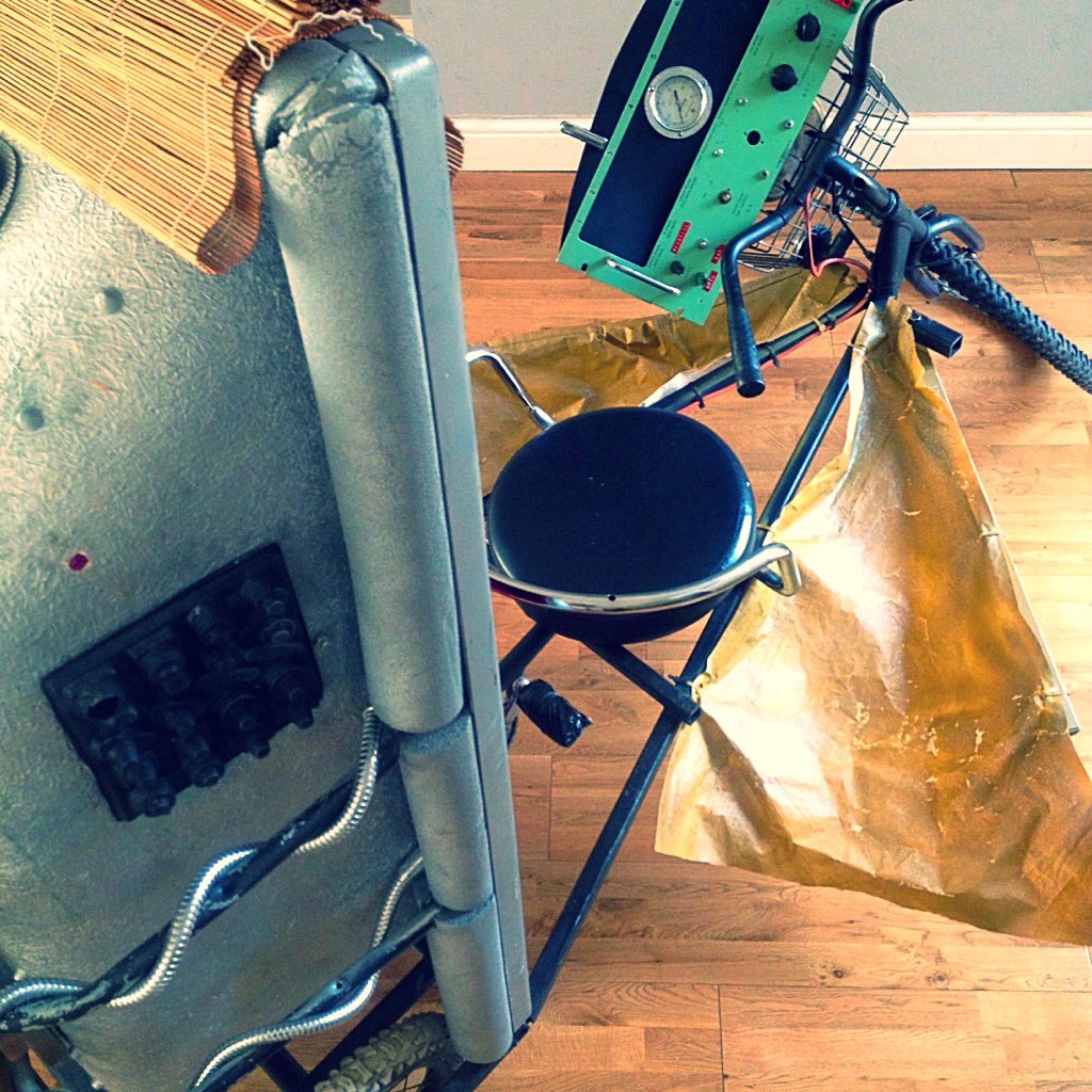 IrrationalBehav's tweet photo. Time warp capacity is beginning to fluctuate towards the gravity pipe ... which means ... https://t.co/sVuLeZH86g