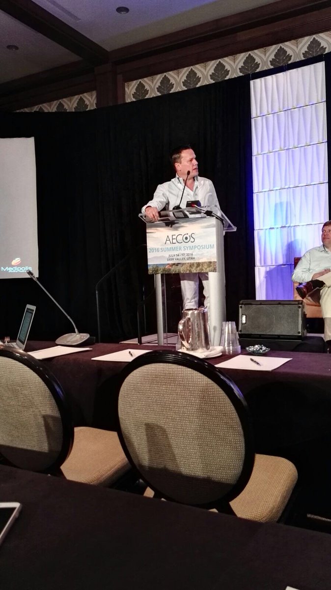Medipolis_ec's tweet photo. Dr. Mertens @summer symposium @AECOSurgery in Deer Valley @werneringels @JeroenClaeys @Doktermertens https://t.co/3DfKURMpTB