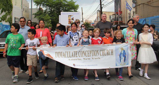 TabletNewspaper's tweet photo. In Astoria, #GenerationsOfFaith Campaign Adopts Spiritual Tone https://t.co/v7H0tEDY4m @CFBQ https://t.co/VjlhYXj2Is