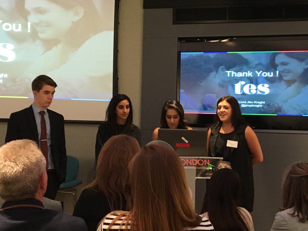weareopencinema's tweet photo. Daniel #FutureFilmaker and his team present accomplished work at #PathwaytoYourFuture graduation #livingnetworks https://t.co/gyDDxpWb0O
