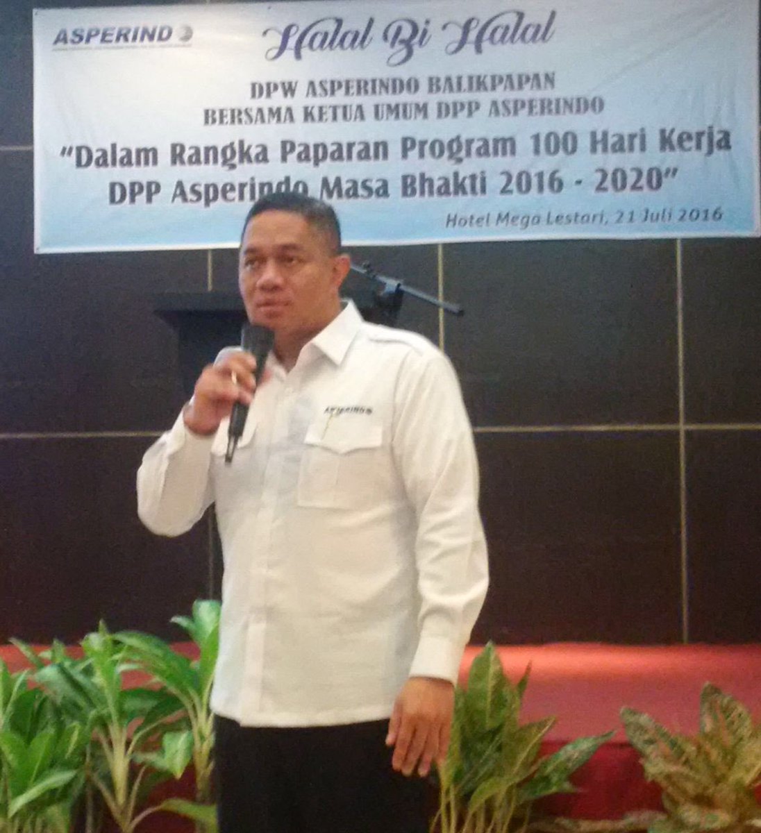 asperindo's tweet photo. Halal bihalal DPW Asperindo Kaltim &amp; pemaparan program 100 hr o/Ketum Asperindo M.Feriadi (Hotel Mega Lestari,21/07) https://t.co/vUGIQVXysu