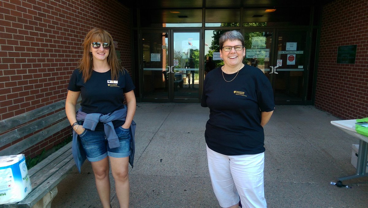 cec_ib's tweet photo. Great day over at the Dal AC campus Community Day. #libraryladies #theplacetodigfordata https://t.co/DagGZ227nU