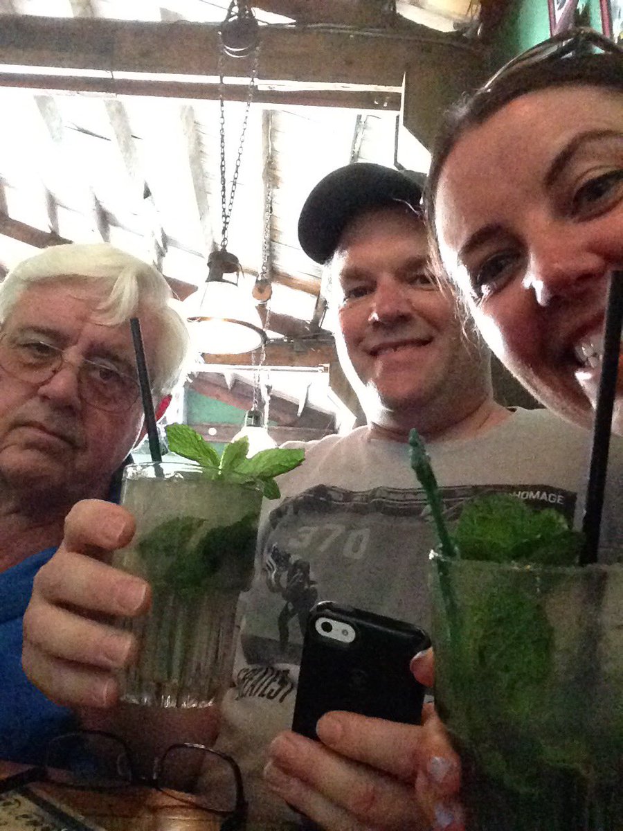 1heatherhannan's tweet photo. Mojitos @BallAndChainBar w/Pops and @RFrambach #miamiculinary tour https://t.co/ATAHxVqys1