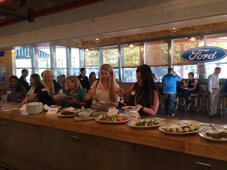 CoachLouBeaird's tweet image. @Ford FORD: It's What's For Dinner!! (in a deep voice) bloghousemedia.com/blog/ford-it-s… #sustainable #ford  #FordTX #trucks