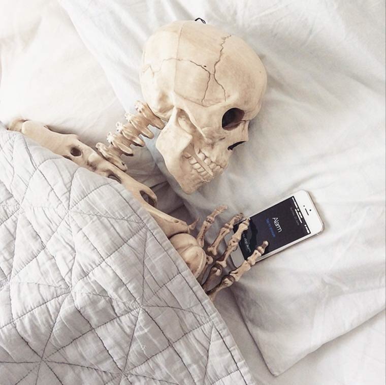 GerardApruzzese's tweet photo. Moi entrain d'attendre #PokemonGO sur iPhone https://t.co/OWJS2GouIR