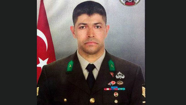 celebimehmeta's tweet image. Her şeyin seyrini değiştiren Özel Kuvvetler'den kahraman astsubayımız Ömer Halisdemir. Vatan sana minnettardır.