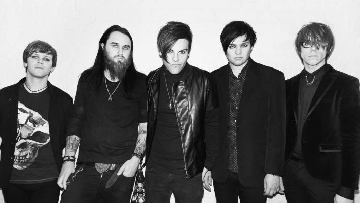 //REVIEW//

<a href="/CTABandUK/">Clear The Auditorium</a>  at <a href="/ShieldFest/">Shield Festival</a>!

Read The Full Review Here:
buff.ly/29NRh1E

Words: <a href="/LBirt1993/">Lizi ⚡️</a>