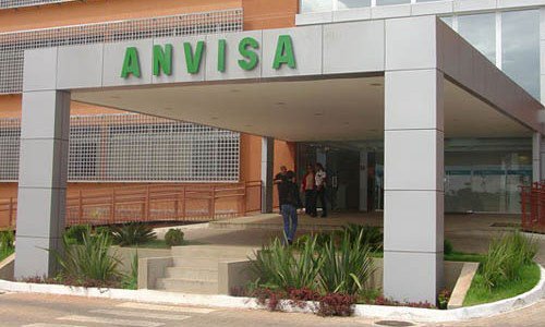 ExpressoMinas's tweet photo. Embalagens: MPF/MG entra com ação contra farmacêuticas e Anvisa https://t.co/qTHKp7hA0U https://t.co/gT53phyfd0