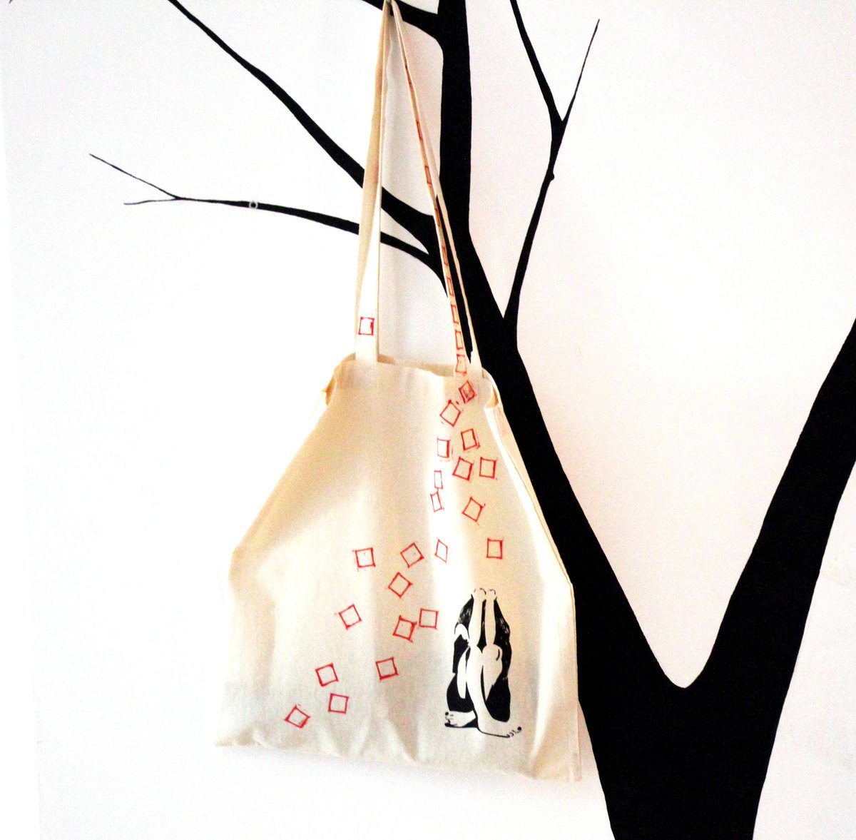 poorchristine's tweet photo. New #OrganicCotton #Totebag on @Etsy @EcoEtsy https://t.co/cQ7GiFC46m