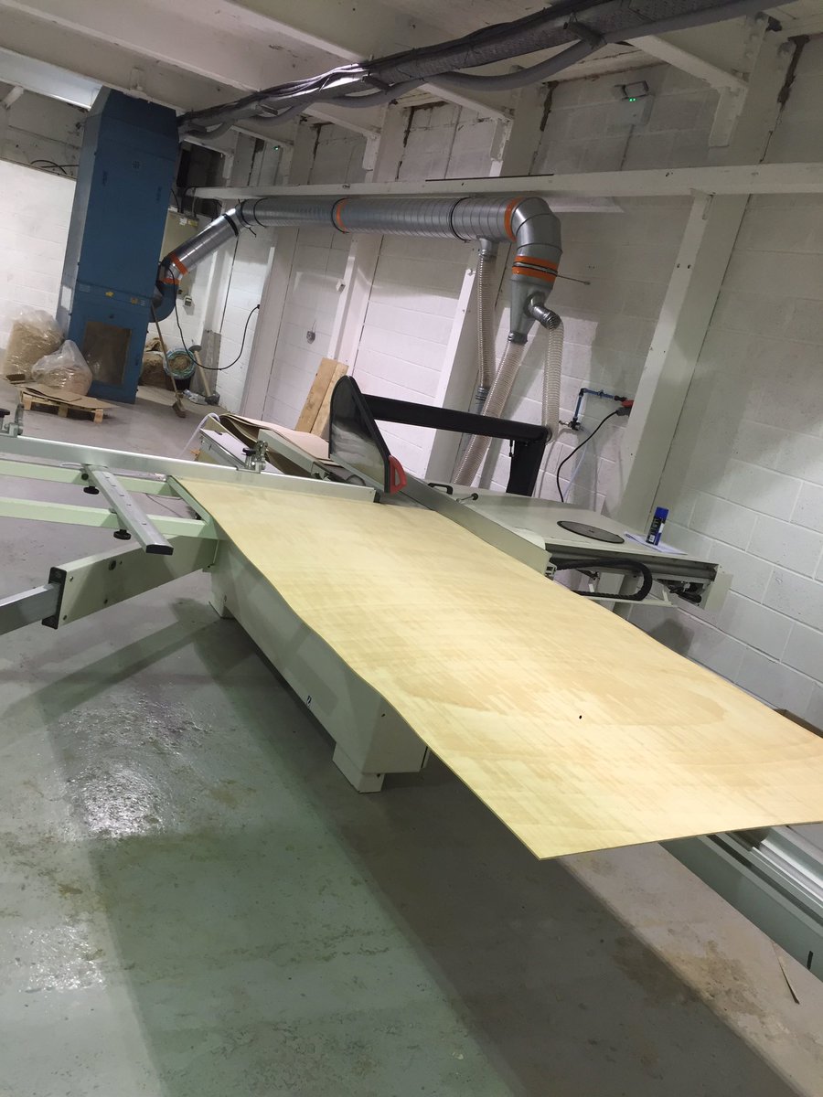 Loving the new saw! Pretty much dust free with the dedicated extraction!