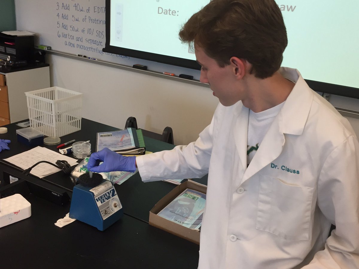 USF STEM tweet media