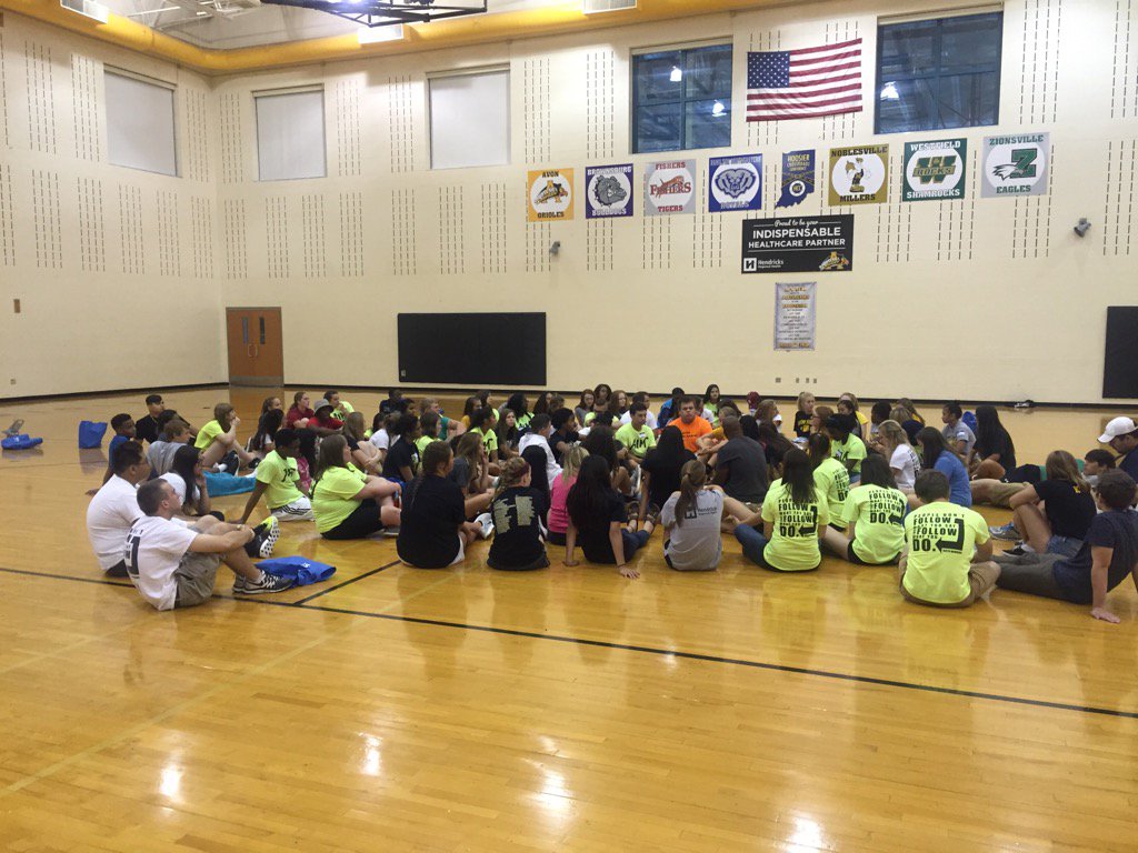 AIM Mentors get final word from <a href="/keithspeaksout/">Keith Hawkins</a> for Frosh Orientation on Fri.  Awesome day to welcome Class of 2020!