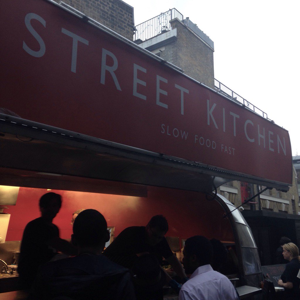 SaraMarj's tweet photo. @AdobeUK #slowandfast at the #PhotographyJam in #London https://t.co/EIqFJ0yB1g