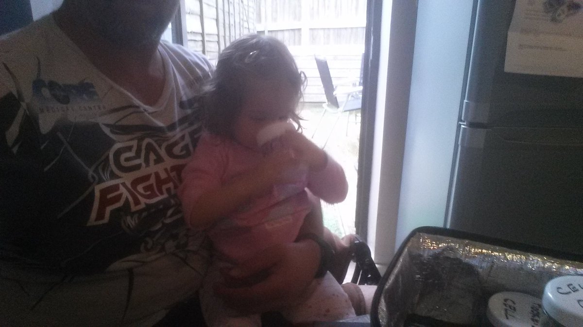 carperdaz's tweet photo. Trying to sort my tackle for this weekend ,grandaughter saying it's about time you got me some propper food grandad https://t.co/ZPtRQi5Alp