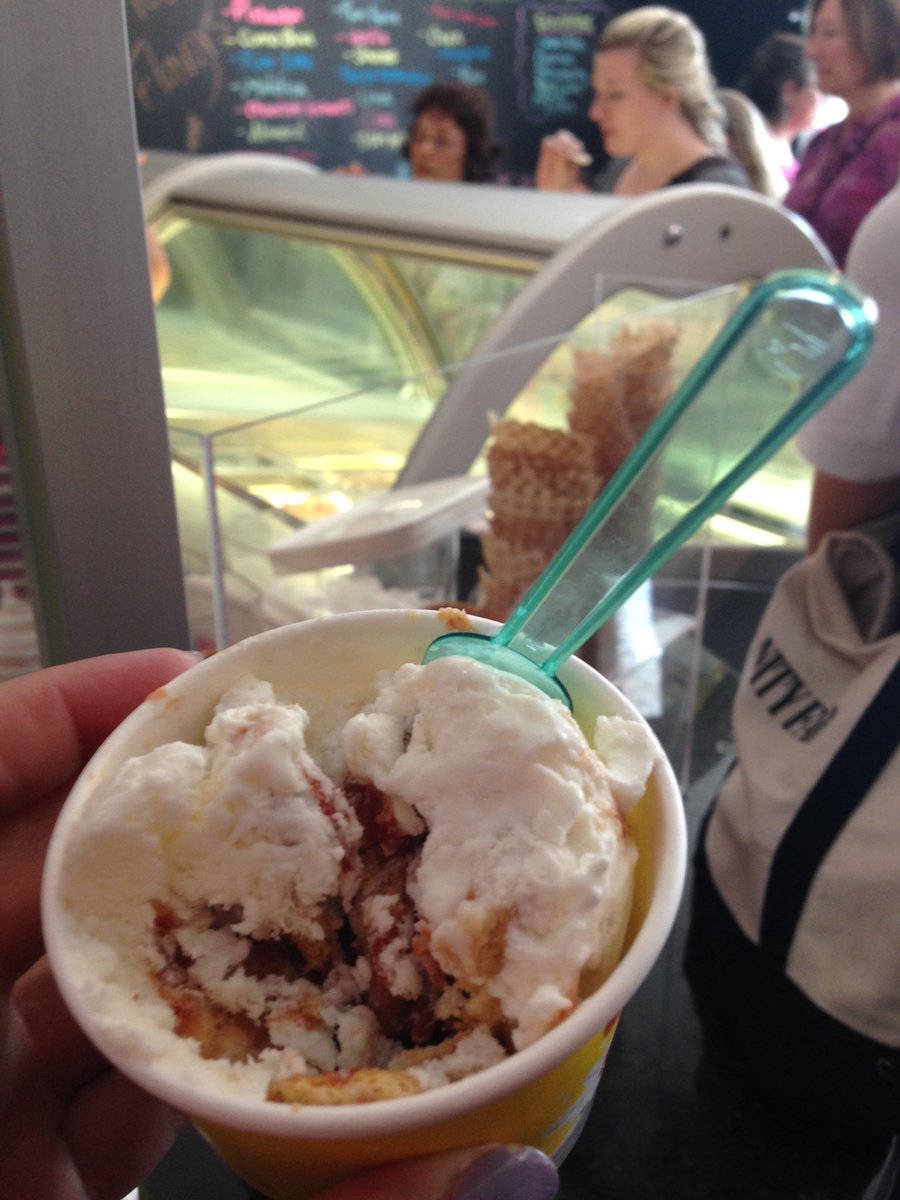 1heatherhannan's tweet photo. Last stop @AzucarIceCream for the #1 best seller abuela Maria #miamiculinary tour https://t.co/9exVmZQPi0