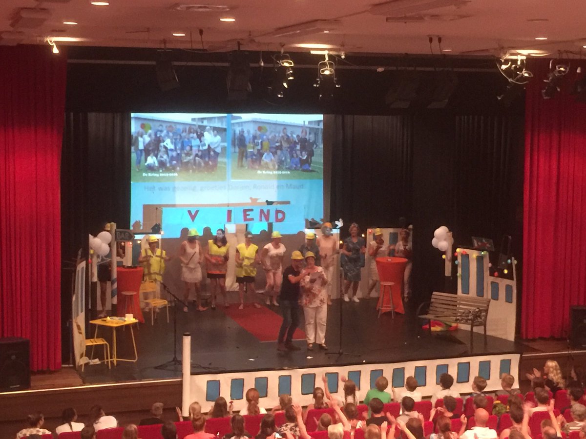 DeKringRijen's tweet photo. Uitsmjjter van het team van #dekringrijen voor groep 8 https://t.co/vzT3mCOz5b