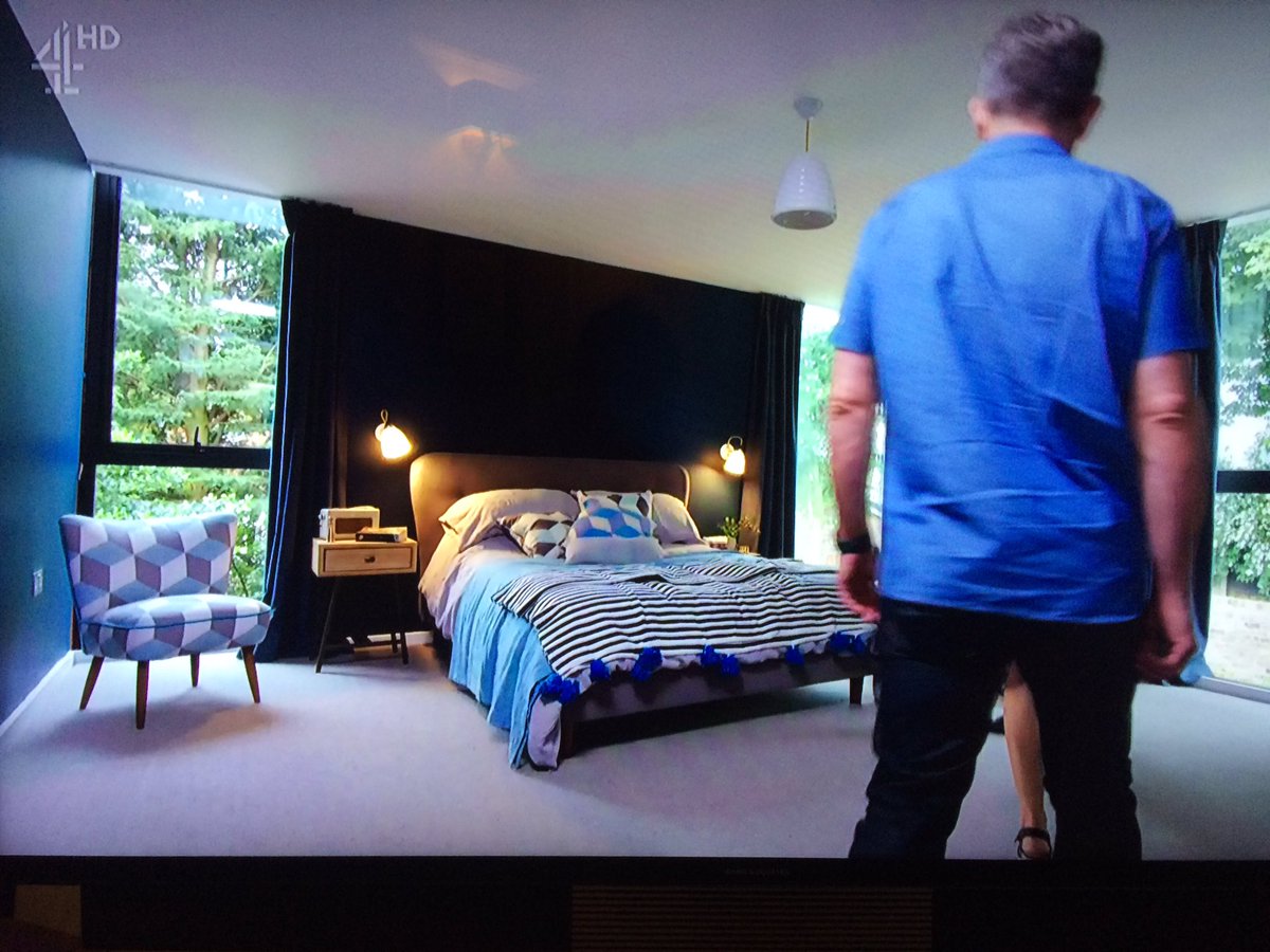 #insideouthomes with our Cubes fabric making a cameo! @GalapagosLucy your chair looks fab!@Channel4 #design #fabric