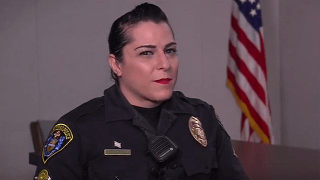 NewsNow_DC's tweet photo. #San_Diego Transgender Officer Comes Out to Police Department https://t.co/p1XPuUcY6w https://t.co/7BWMmS7mpN