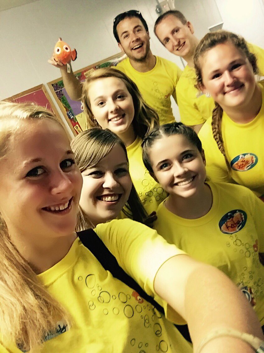 Donaldso9Bailey's tweet photo. What an amazing group of people to have an amazing week with!! VBS in Camden New Jersey!!!! https://t.co/n2RXMa4I4R