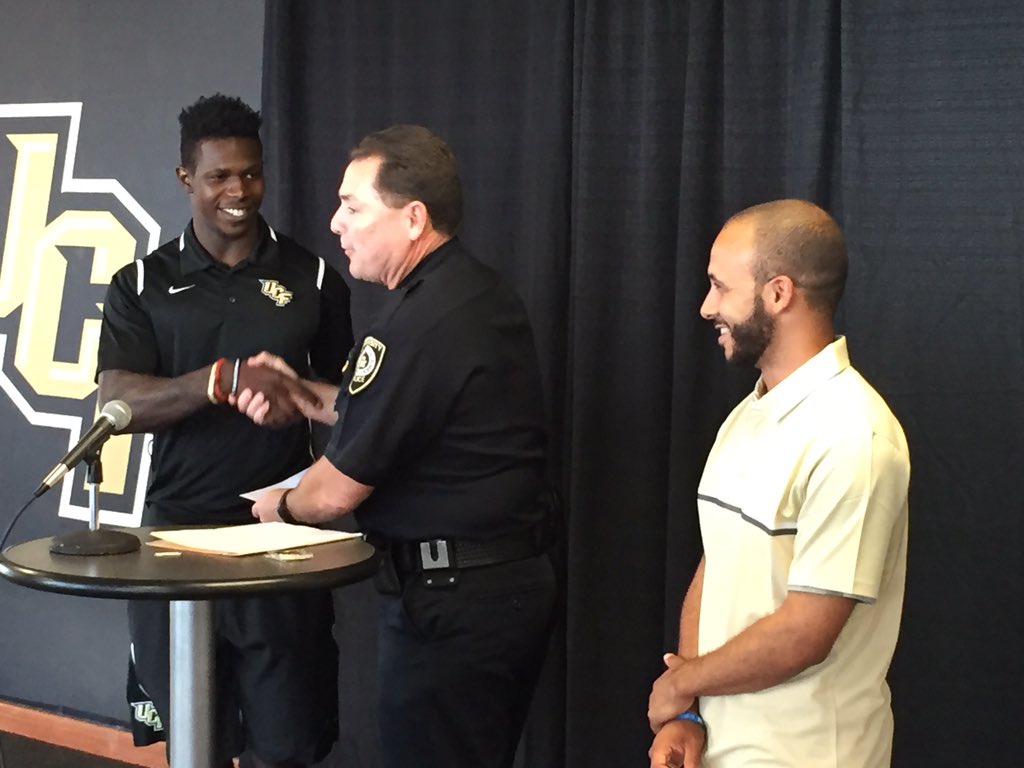 #UCFPD Chief Richard Beary recognizes Tristan Payton for apprehending alleged bathroom voyeur Jonathan Hui
