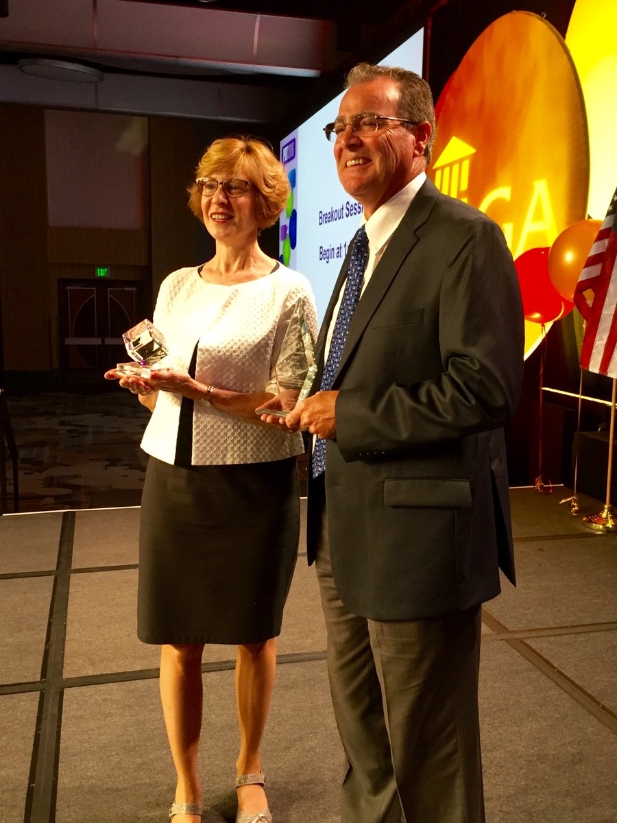 auditorarchive's tweet photo. Congrats Peter Scavato of @MA_Comptroller for also receiving an award from @AGACGFM #PDT2016 https://t.co/NSFtU4Voo7