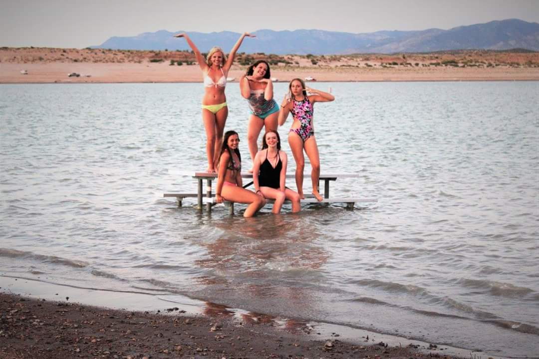 Nan_Gibson's tweet photo. Yuba For Mason Birthday Was Crazy Fun #ripbob @marissamaerich @BrooklynBlacke2 @sstephaniepark @masonrjones12 https://t.co/YldqM4iTQo