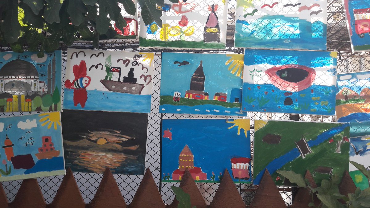 PolitKonflikt's tweet photo. Thanks for this RT @NathalieTocci: Syrian refugee school and community centre in Istanbul #GlobalTurkey @IAIonline https://t.co/qogrno6ZcJ
