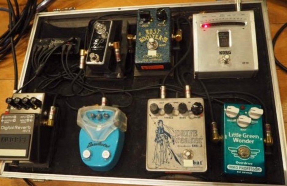 きのこ帝国のVO/G 佐藤 千亜妃さんより現在の最新ペダルボードのお写真