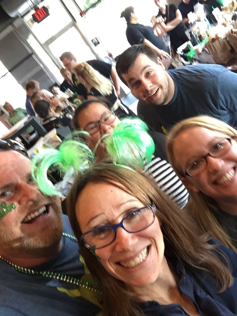 D449 team with Nathalie. <a href="/adellesun73/">Nathalie Cioffi</a> #starbuckschampion <a href="/amy_tingler/">Amy Tingler</a>
