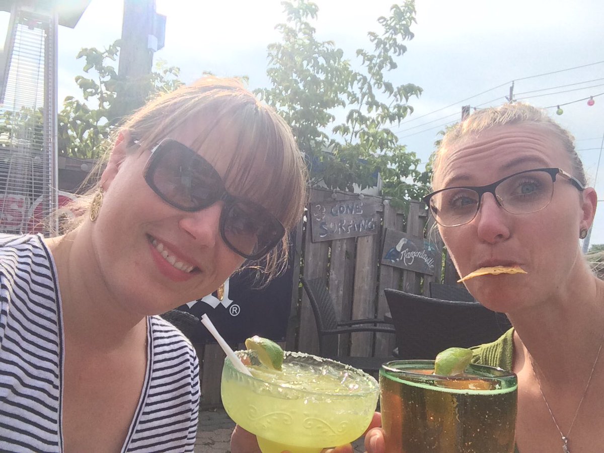 A crunchy dinner to celebrate a great workshop! Love this girl! #LandD #TD #AlltheFeels <a href="/mlz008/">たにし</a>