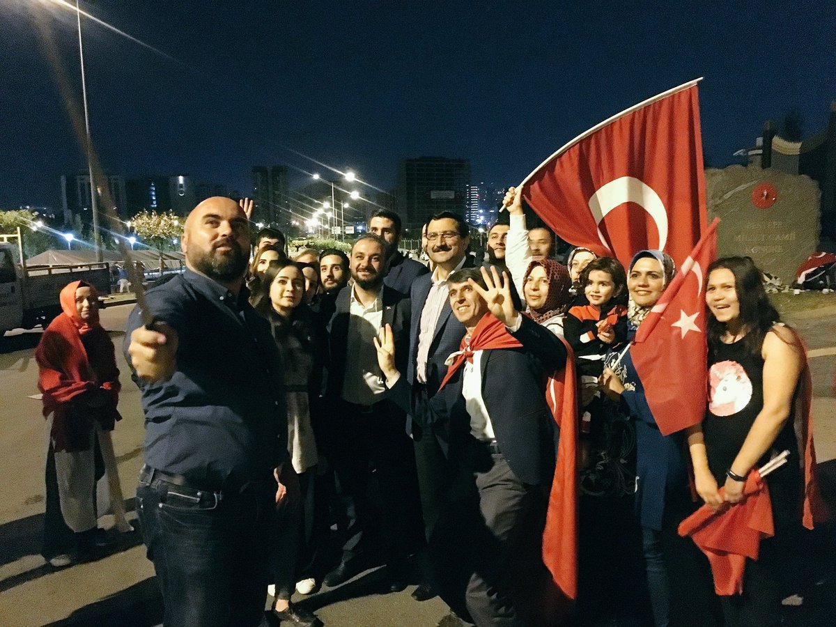 <a href="/NiranUnsal13/">NİRAN ÜNSAL</a> keçiörende nöbetteyiz sana buradakilerin selamı var 😍