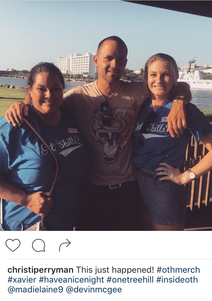 relochristicrp's tweet photo. #OneTreeHill #othmerch #rivercourt @devinmmcgee @Madilane1995 https://t.co/NIGjgmJmTi
