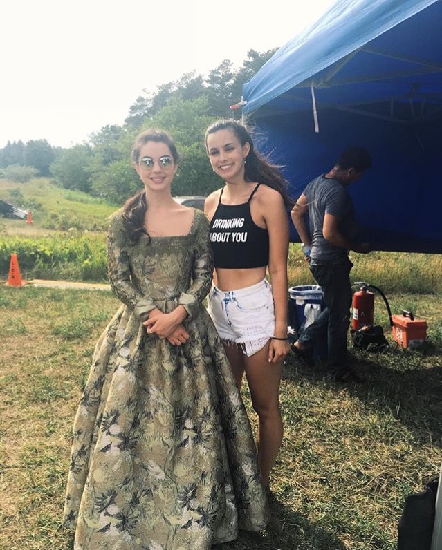 AdelaideKSource's tweet image. [PICTURE] Adelaide with a lucky fan on set today [via meg_smithers on Instagram]