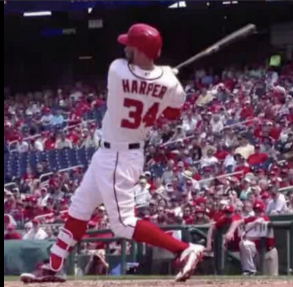 CoachLisle's tweet image. Many coaches don&apos;t think the finish is important. What do you notice about these 4? #TorsoRotation