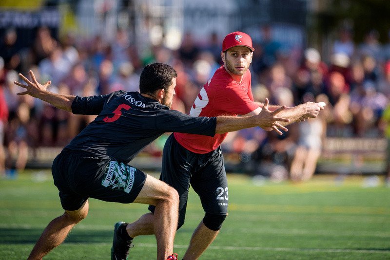 Ultiworld's tweet image. 2016 @SeattleSockeye Roster: ultiworld.com/livewire/2016-… (@UltiPhotos)