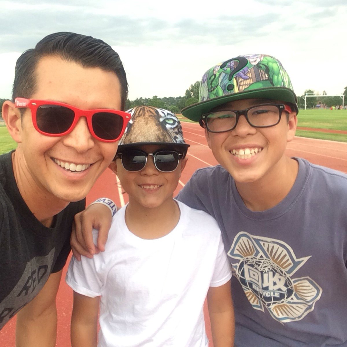 sean_sherpa's tweet image. #TrackPractice with my boys!! 👍🏃🏻😎 (@ BCHS - Bear Creek High School in Denver, CO) swarmapp.com/c/2P1Fs1lspfy