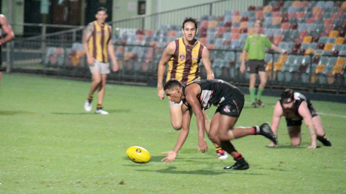 #Cairns Saints too strong for hungry <a href="/ManundaHawks/">Manunda Hawks AFC</a> tinyurl.com/jondjf2 <a href="/AFLQ/">AFL Queensland</a> <a href="/aflcairns/">AFL Cairns</a>