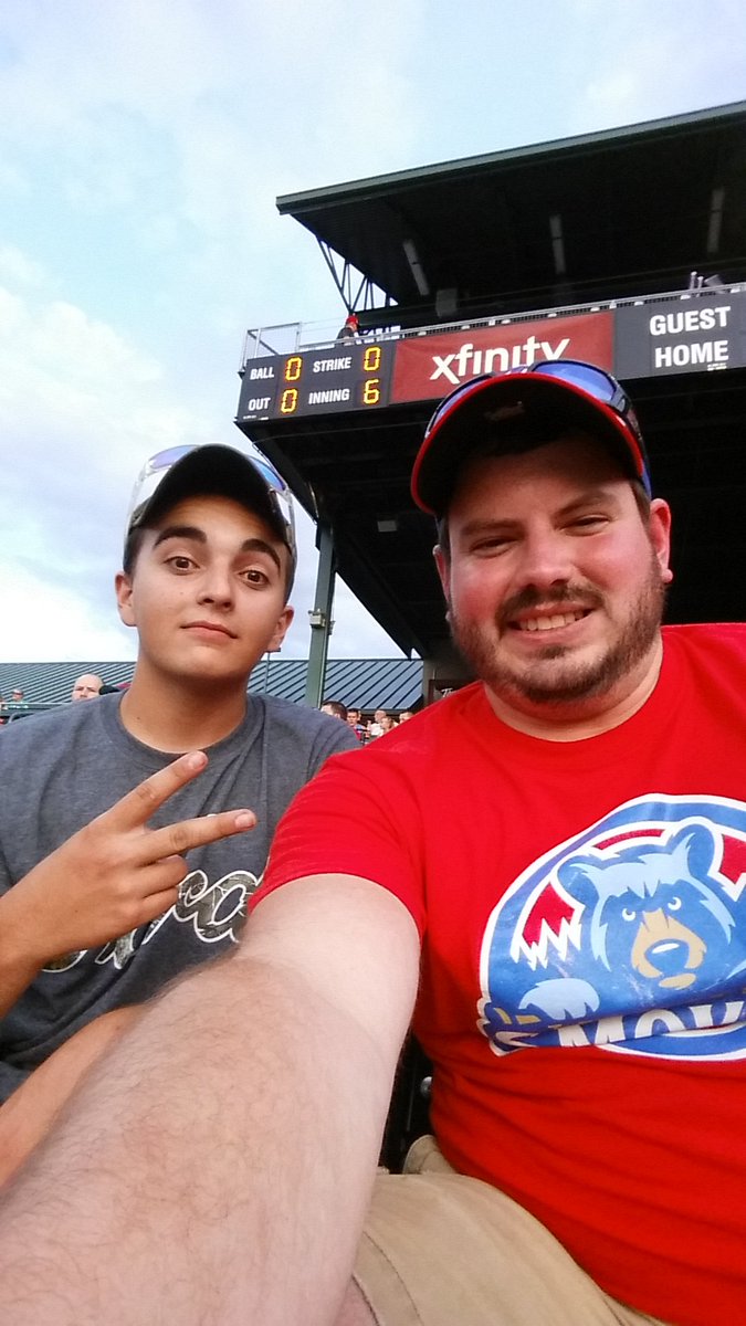GilreathJ's tweet photo. ############smokieselfie https://t.co/OzIzySBSVN