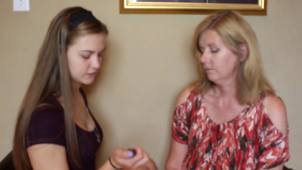 octoly's tweet photo. Such a cute video! @yt_elise does a mom/daughter #MakeupSwap w/ @purcosmetics: https://t.co/0Te6VqFvdo https://t.co/gZ6LFQ2eqJ
