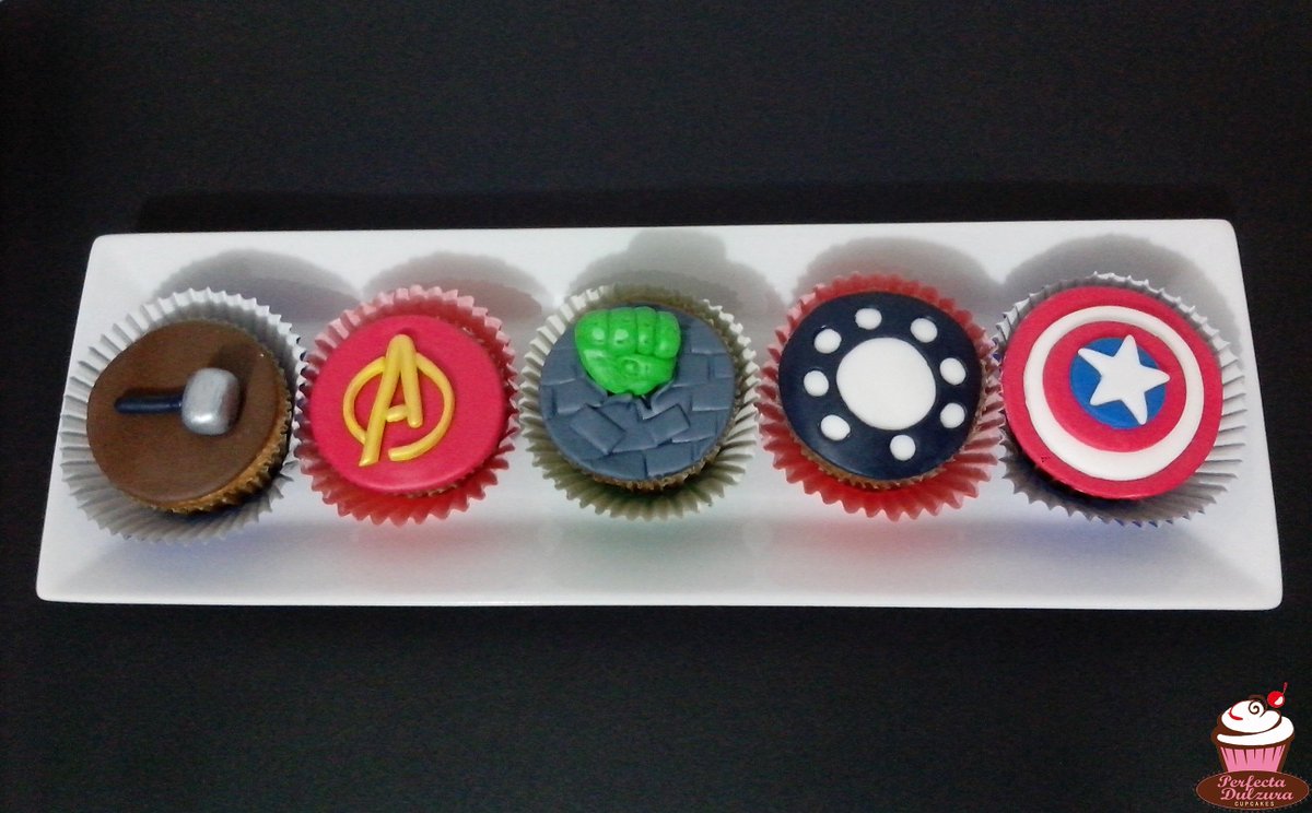 fútbol americano Entrada pueblo Perfecta Dulzura on Twitter: "Cupcakes Avengers para las fiestas temáticas  #CupcakesAvengers #Cupcakes #Avengers https://t.co/A7Tdz5pGfz" / Twitter