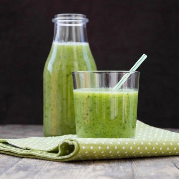 Shape_Magazine's tweet photo. How Many Green Juices Is Too Many?
https://t.co/0F0BSHrr1q https://t.co/ftQgovfC2d