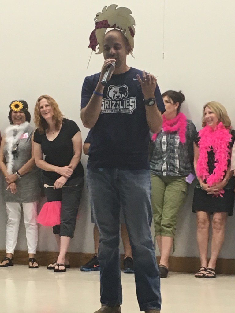 lleighnap's tweet photo. Look out THE LMS...here he comes! #LISDadmin #funfordays https://t.co/niGhpgx9kN