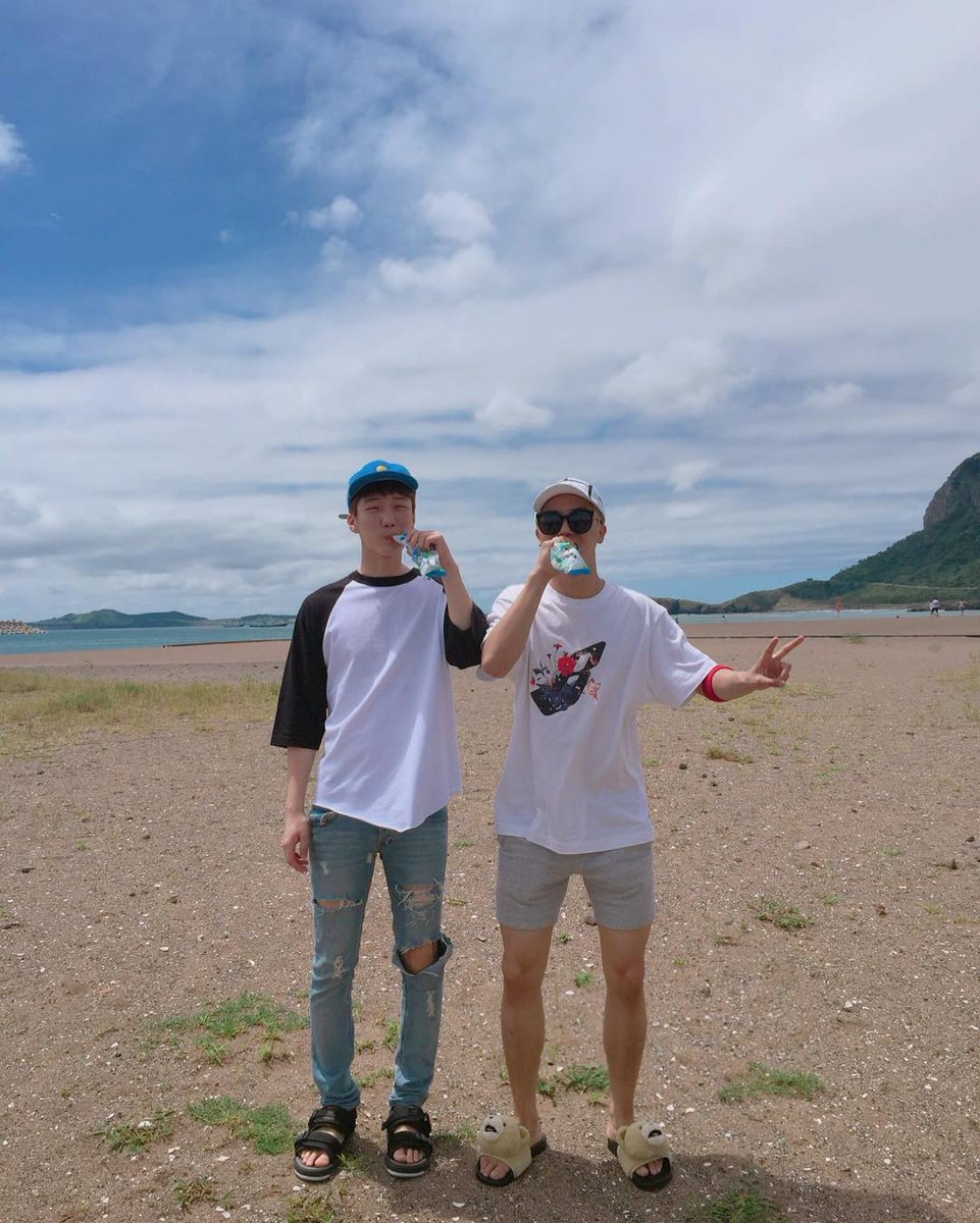 HeeNamtaeDIVA's tweet photo. #WINNERCITY IG UPDATE
~> https://t.co/PDEoowTTB8
// #RAPPER_LINE #MINHOON #DUMBANDDUMBRER 👬💕💓 #TEAMWINNER // https://t.co/LzonCCi8BJ