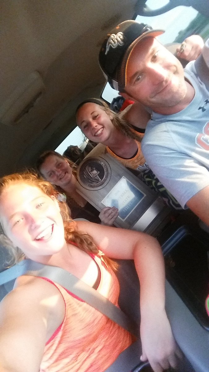 Heading home from State Softball with our 5th place Hardware! <a href="/CCCometSoftball/">Charles City Comet Softball</a> #WeAreCC