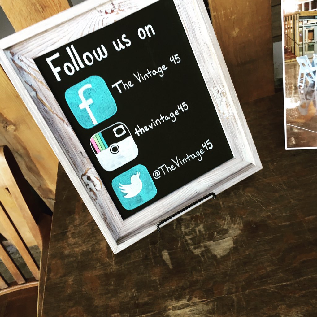 sharpn_me's tweet photo. Get ready #Sharpn #YesPHX #TheVintage45 #SummerSocialPHX https://t.co/GaJzXBhDzJ