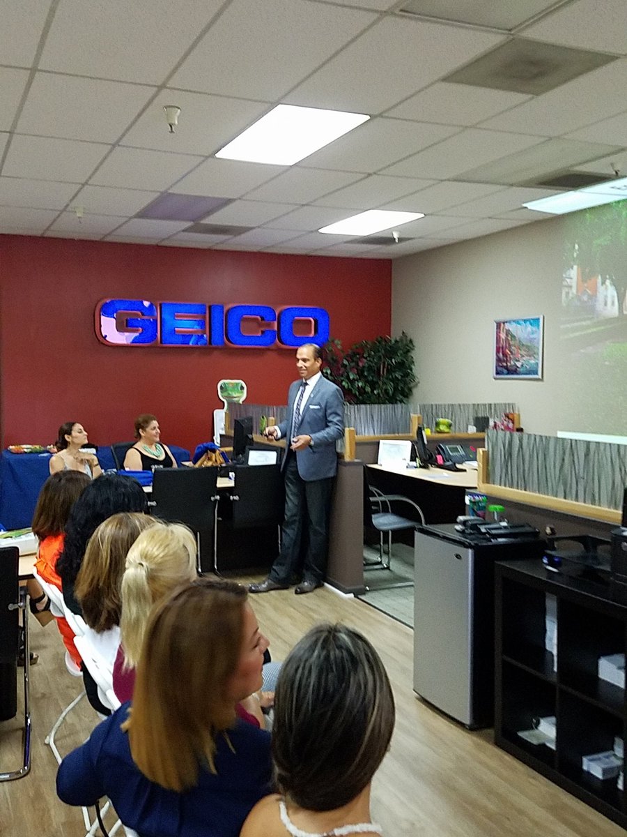 postdataec's tweet image. @TaydeAburto hablando acerca del poder de la imagen! #hiscec